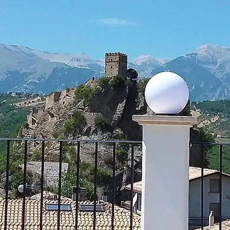 Primae Noctis * Roccascalegna