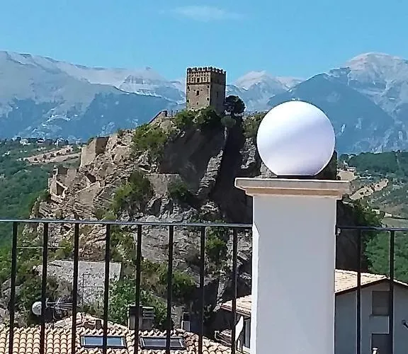 Primae Noctis * Roccascalegna